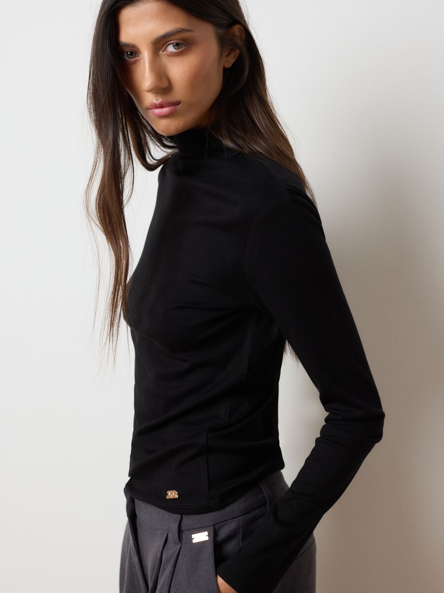 Black long-sleeve shirt in stretchy Lyocell_3