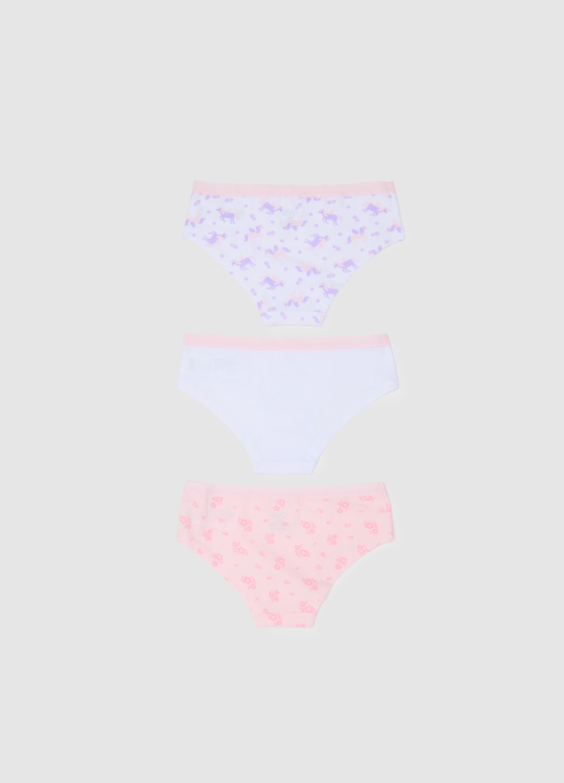 Set of girl's cotton multicoloured regular fit slip tripack