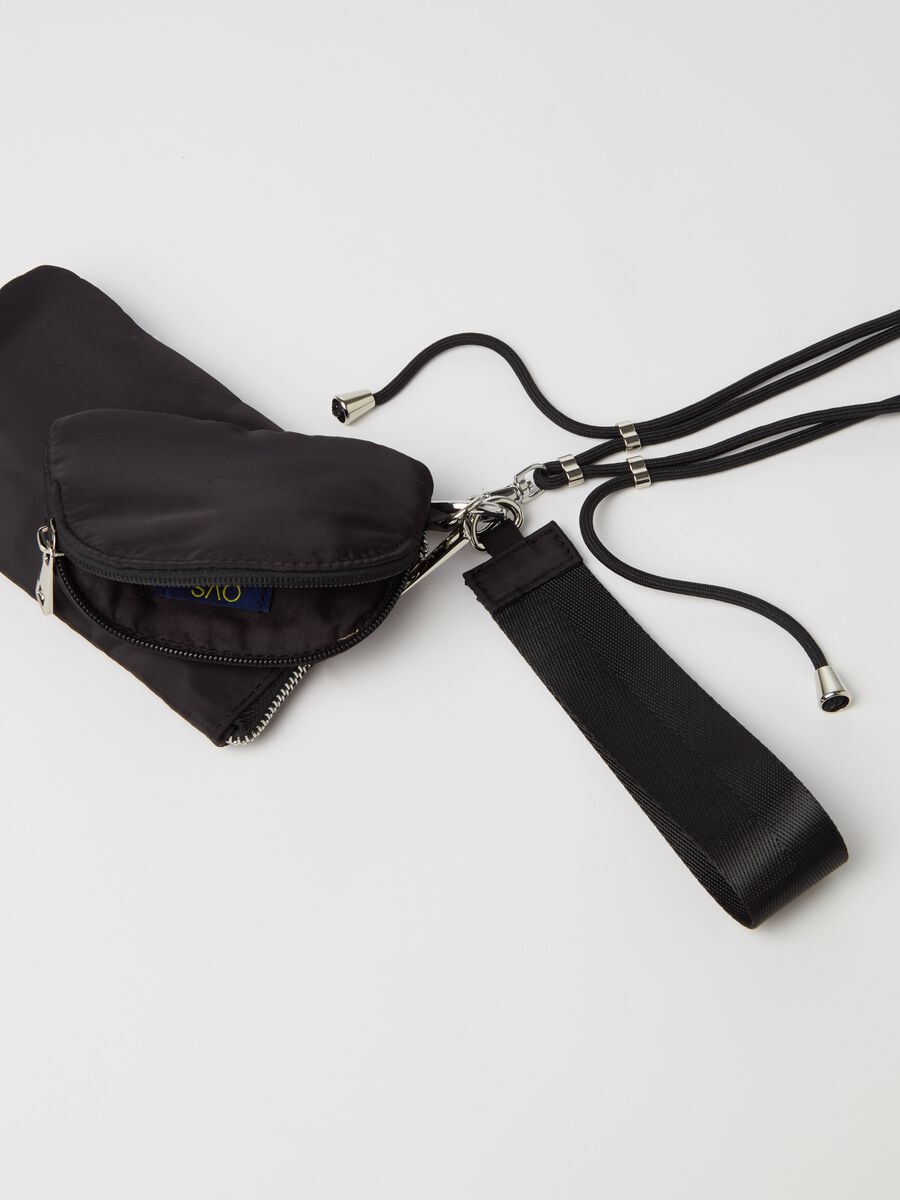 Mobile phone holder with laces and cord_1