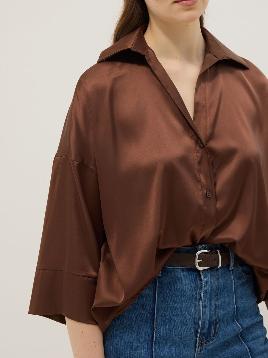 Camicetta satinata marrone regular fit_3