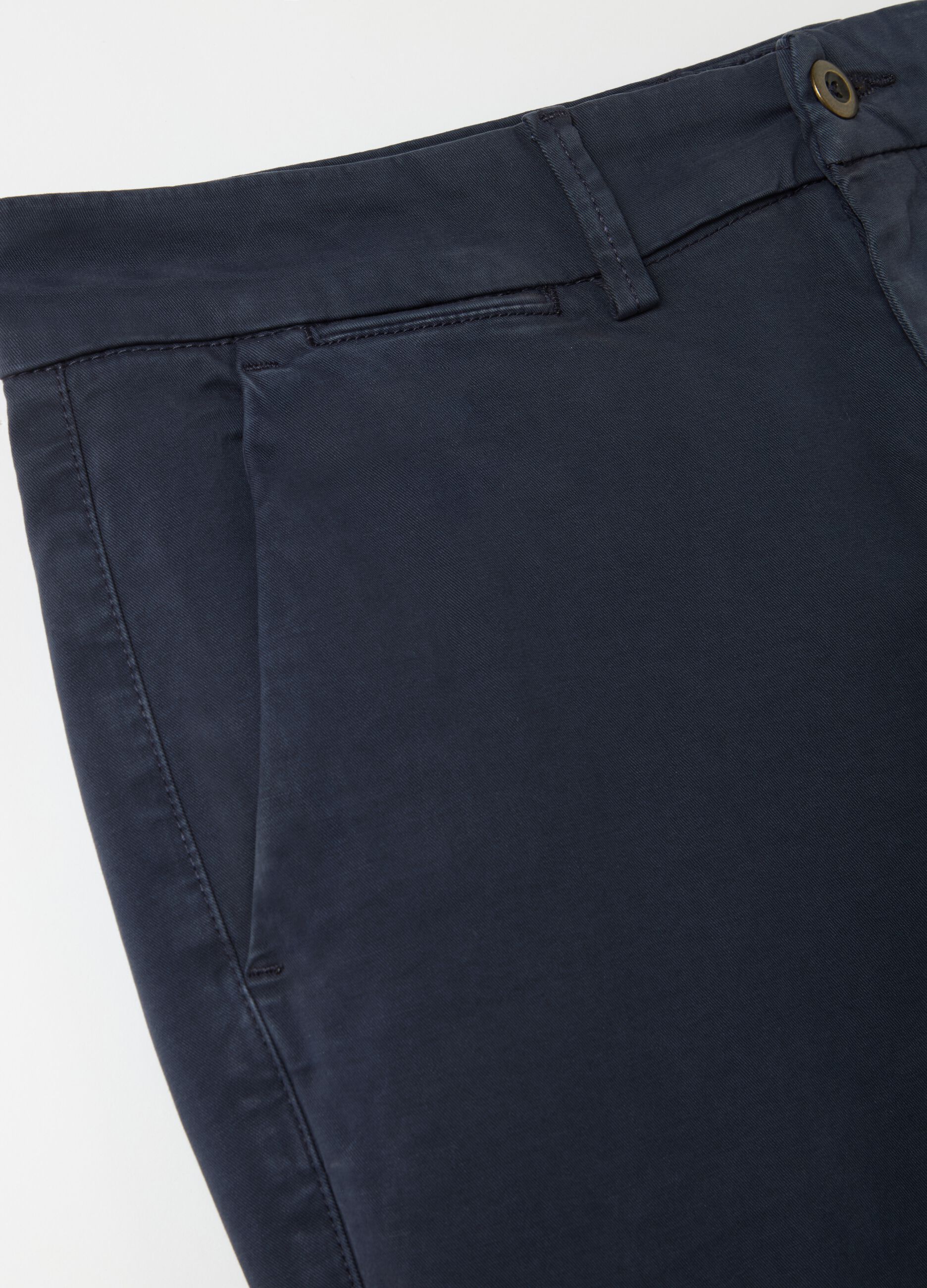 Pantalone chino slim fit in cotone stretch