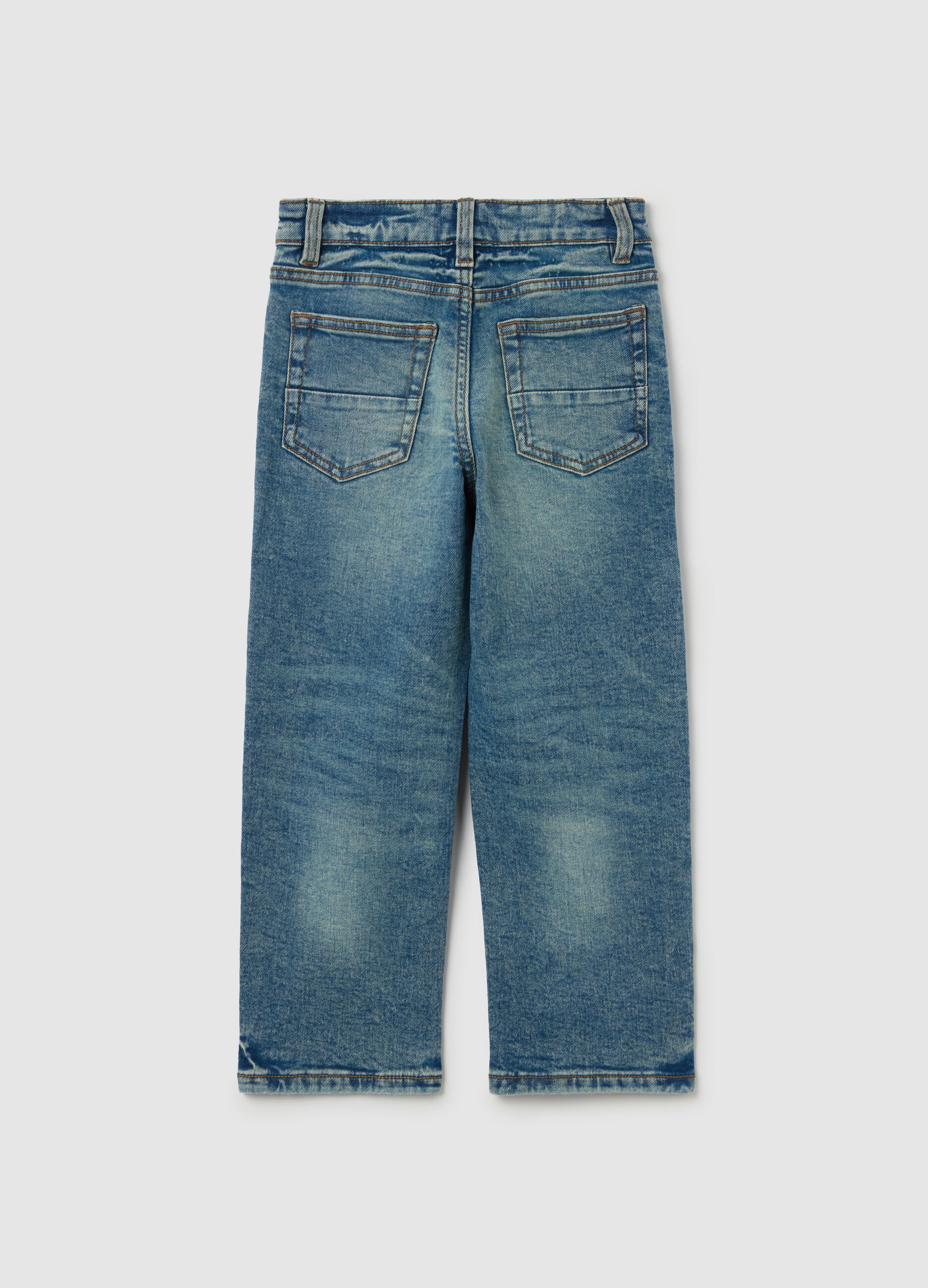 Regular-fit jeans with five pockets and abrasions