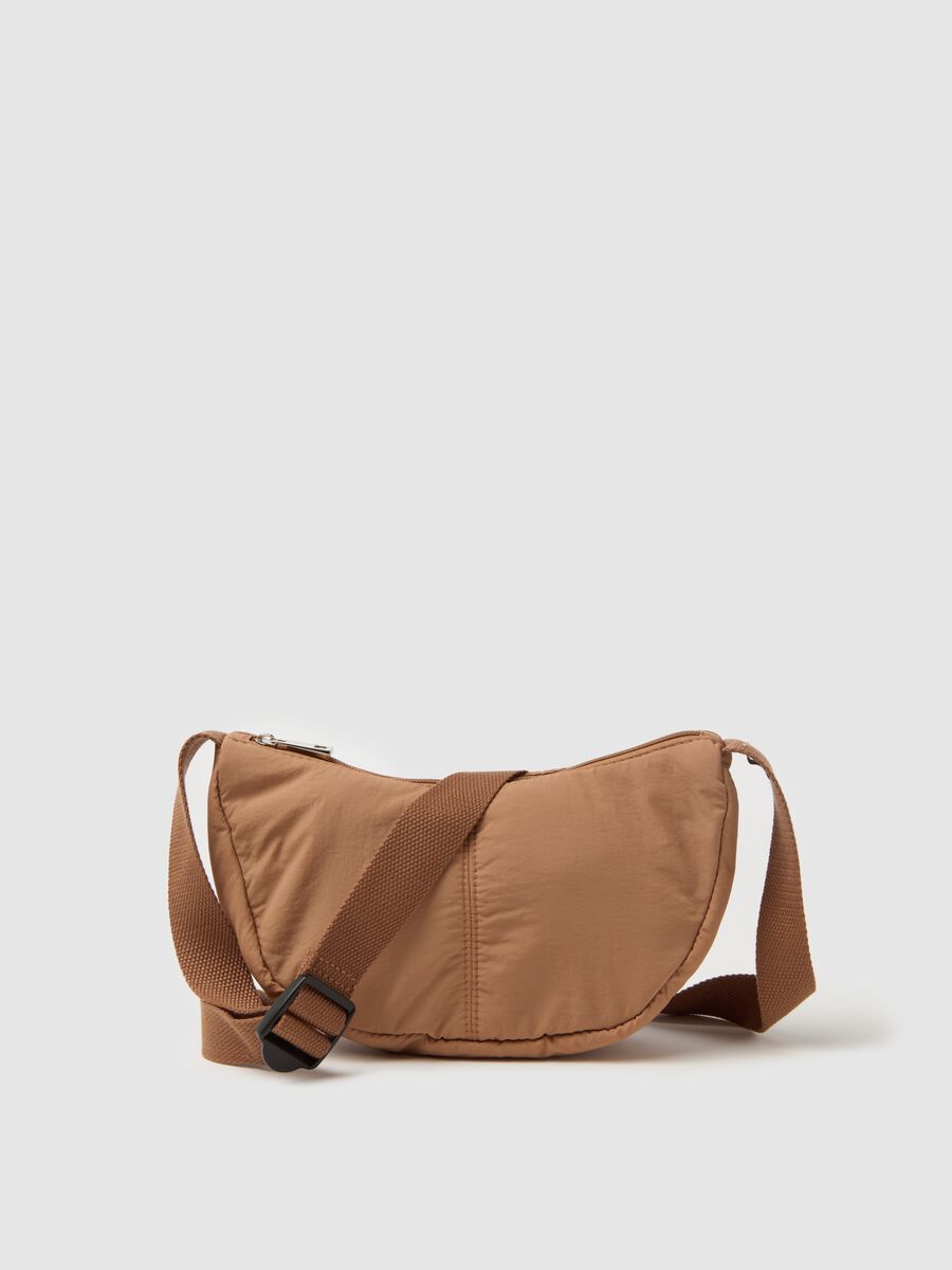Essential small half-moon bag with shoulder strap_0