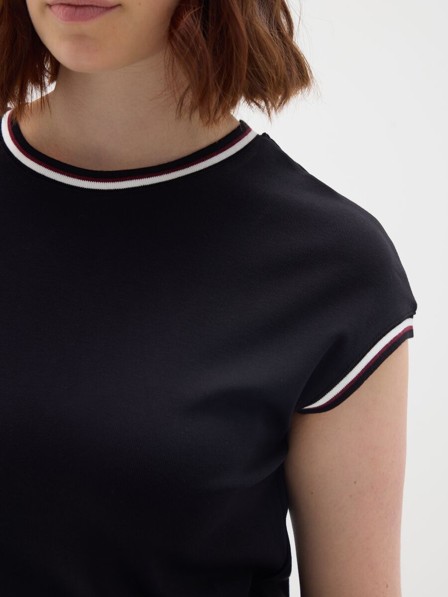 Black Stretch Short-Sleeve Top_2