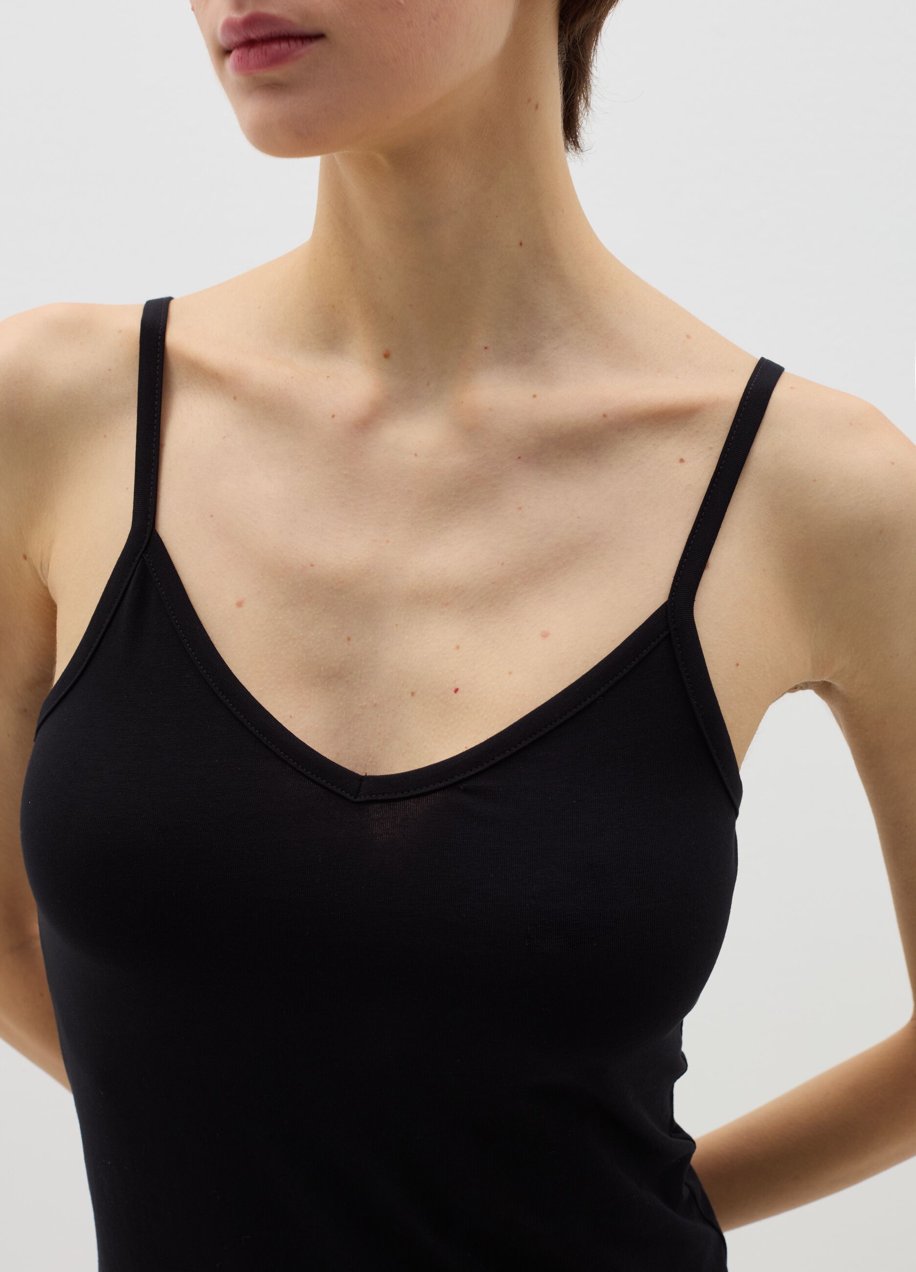 Under vest with V neck