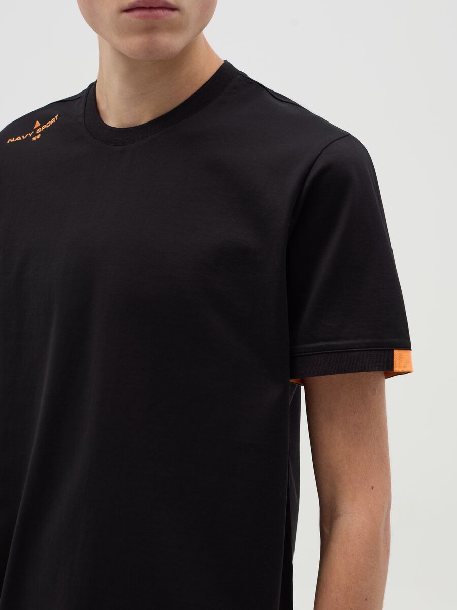 T-shirt with logo embroidery_3