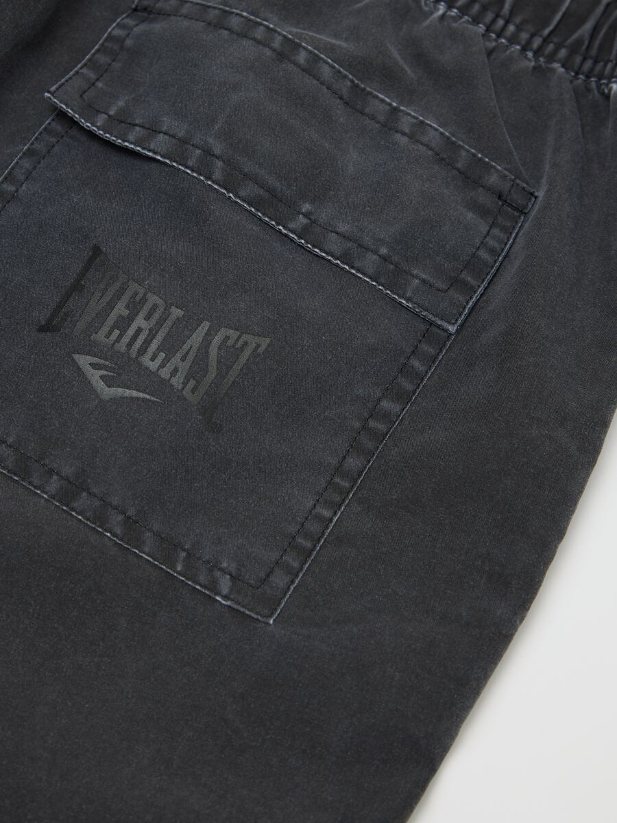 Grey swimming trunks with logo print_5