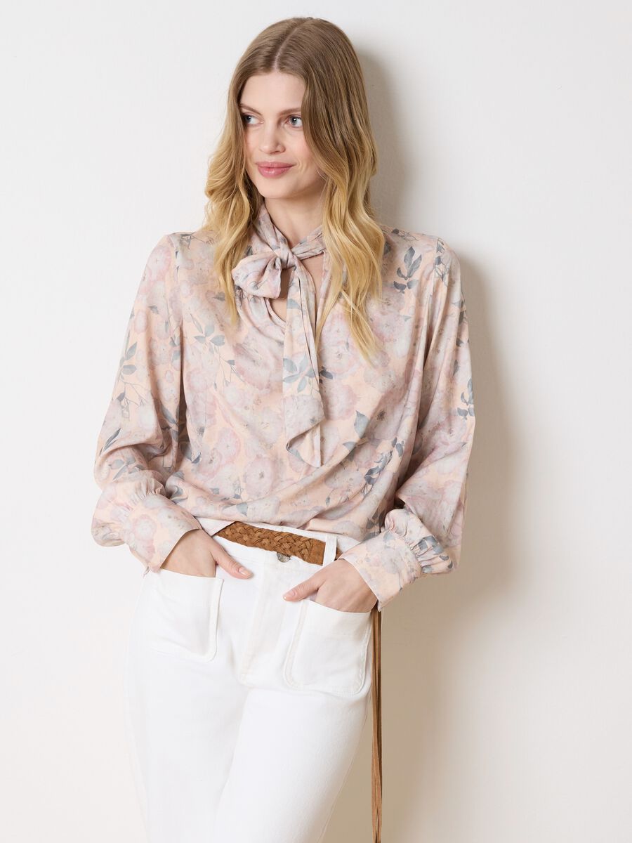 Beige blouse with floral pattern and bow_1