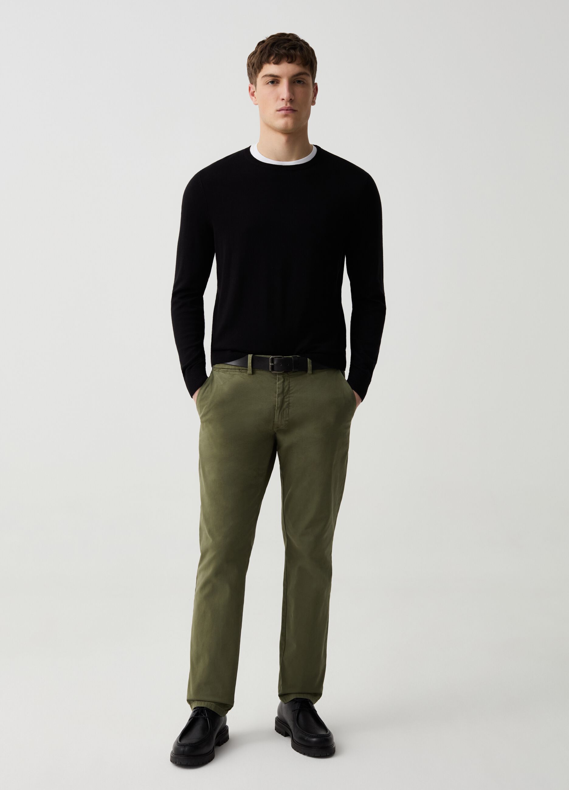 Pantalone chino regular fit