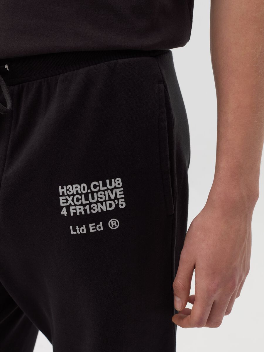 Fleece joggers with print_2