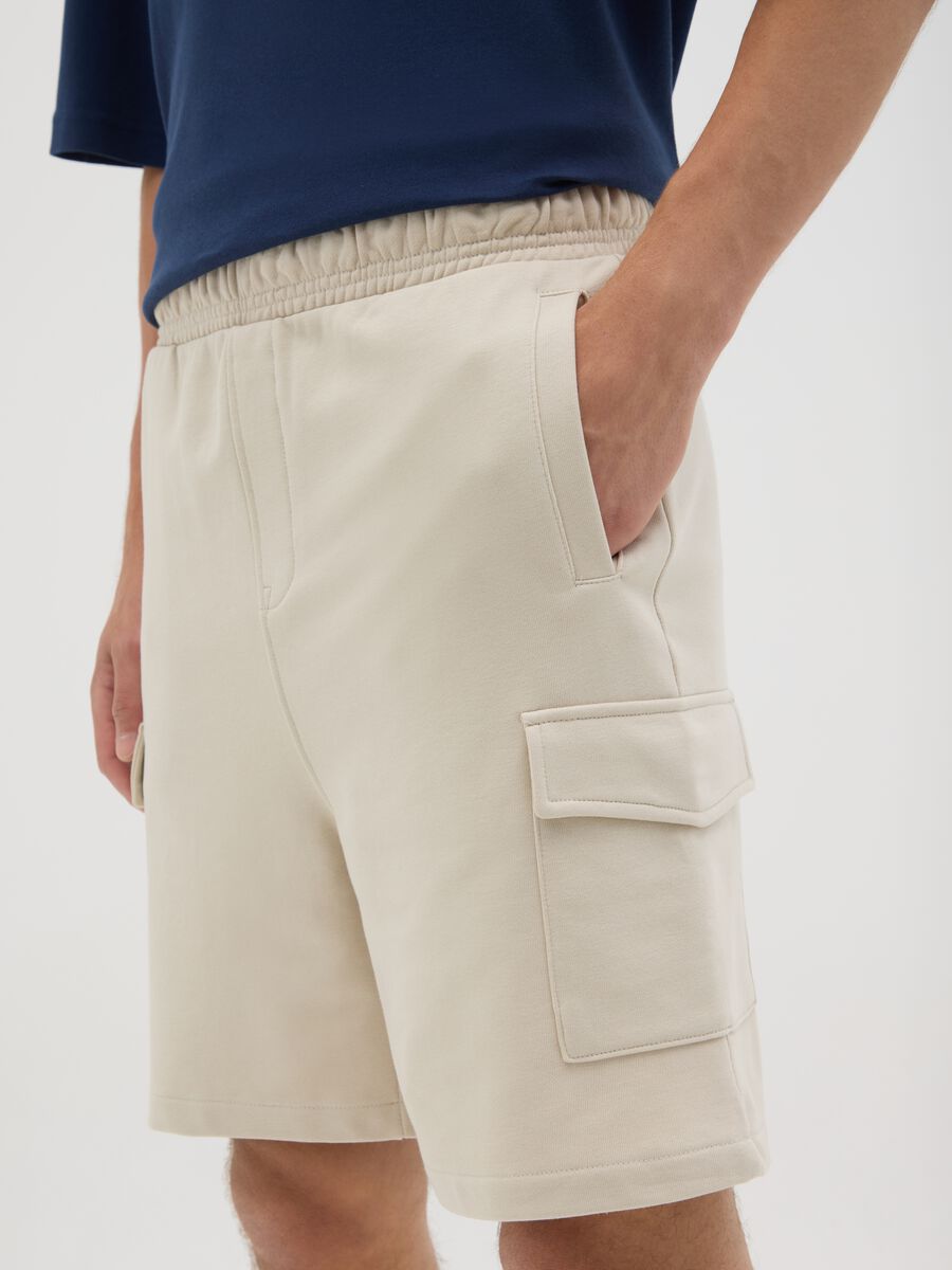 Men's beige cotton blend shorts relaxed fit_2