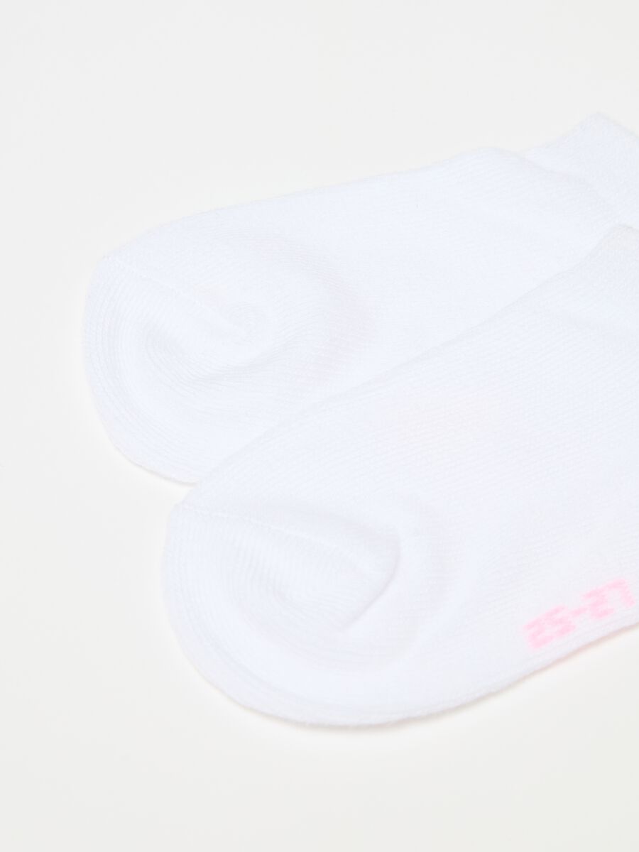 Five-pair pack stretch shoe liners_1