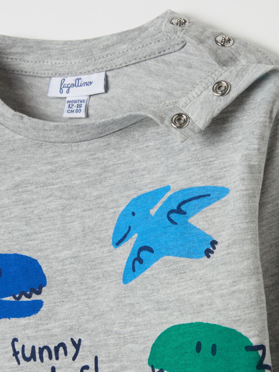 T-shirt with dinosaur print and long sleeves_2