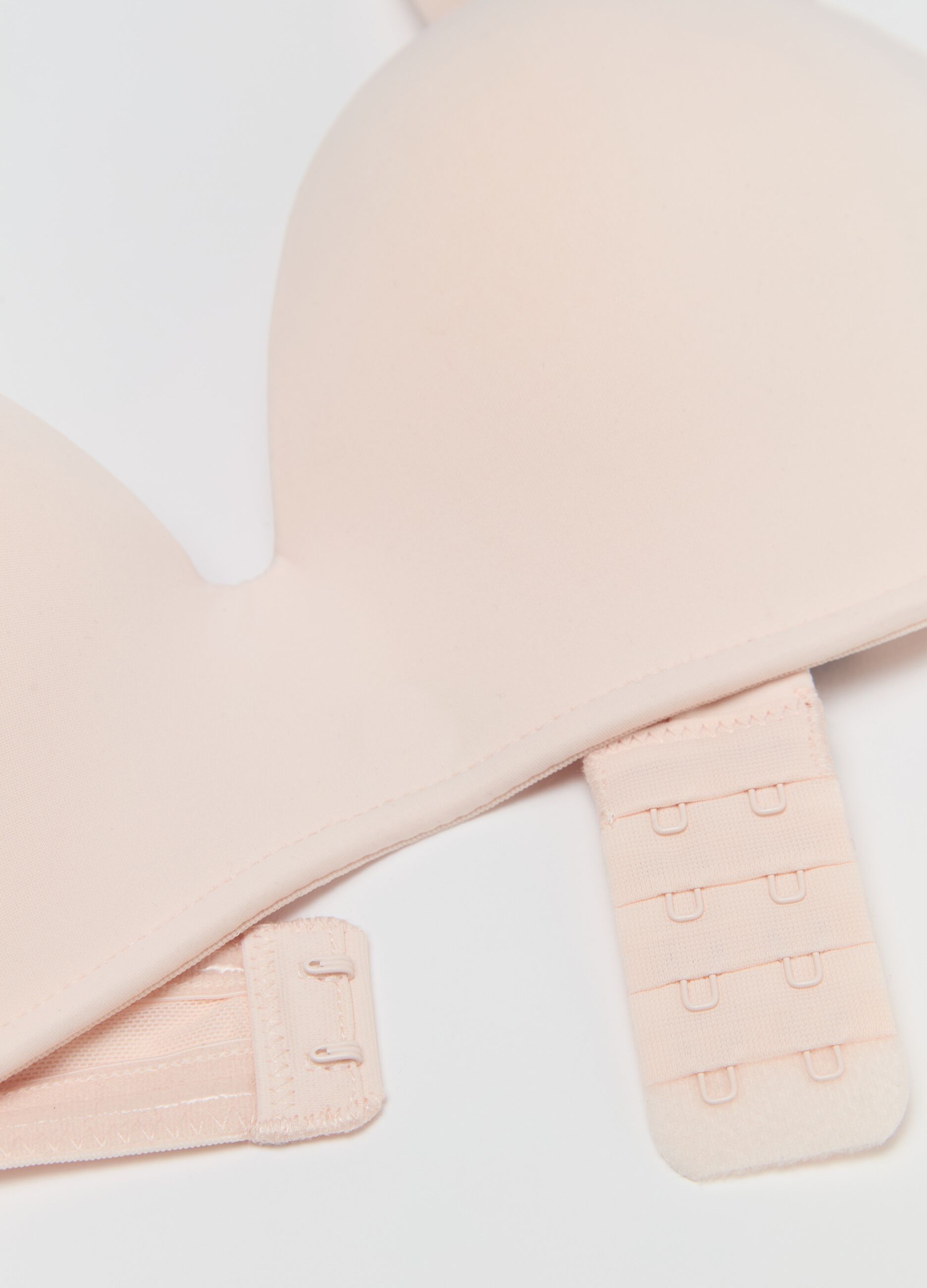 Bandeau bra with preformed cups