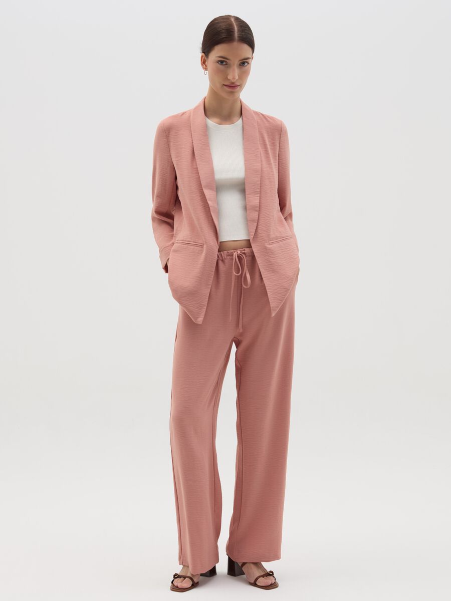 Crinkle-effect fluid trousers_0