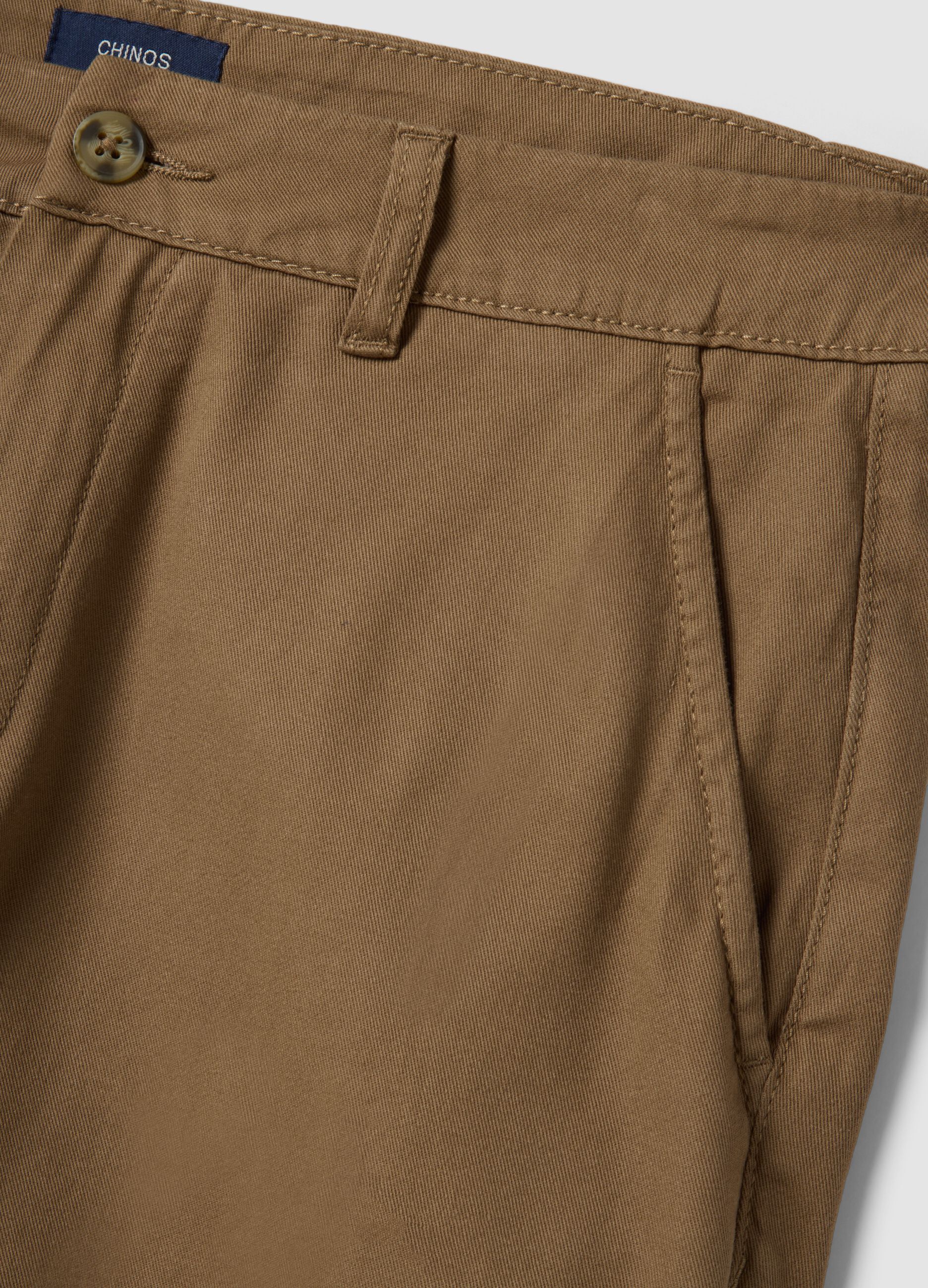 Beige chino shorts in pure cotton, regular fit