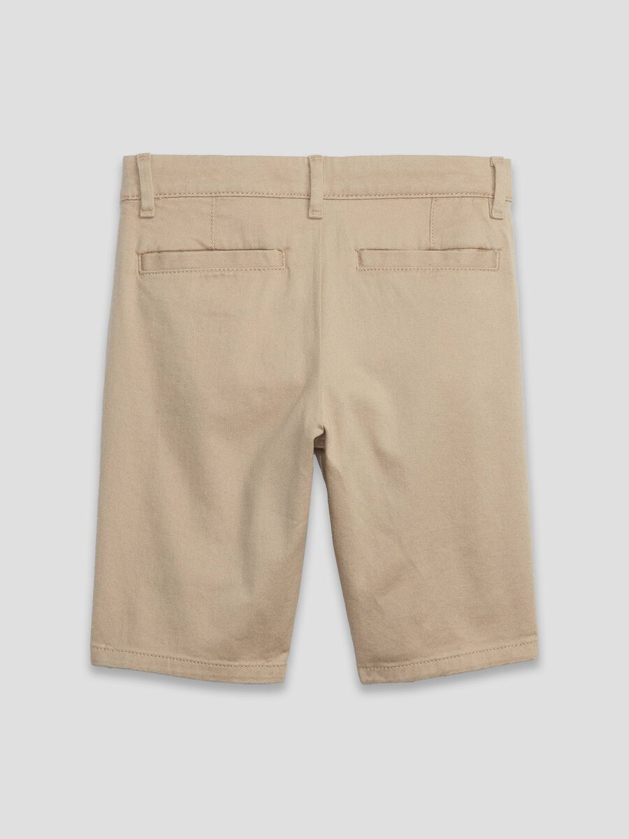 Solid colour Bermuda shorts with pockets_1