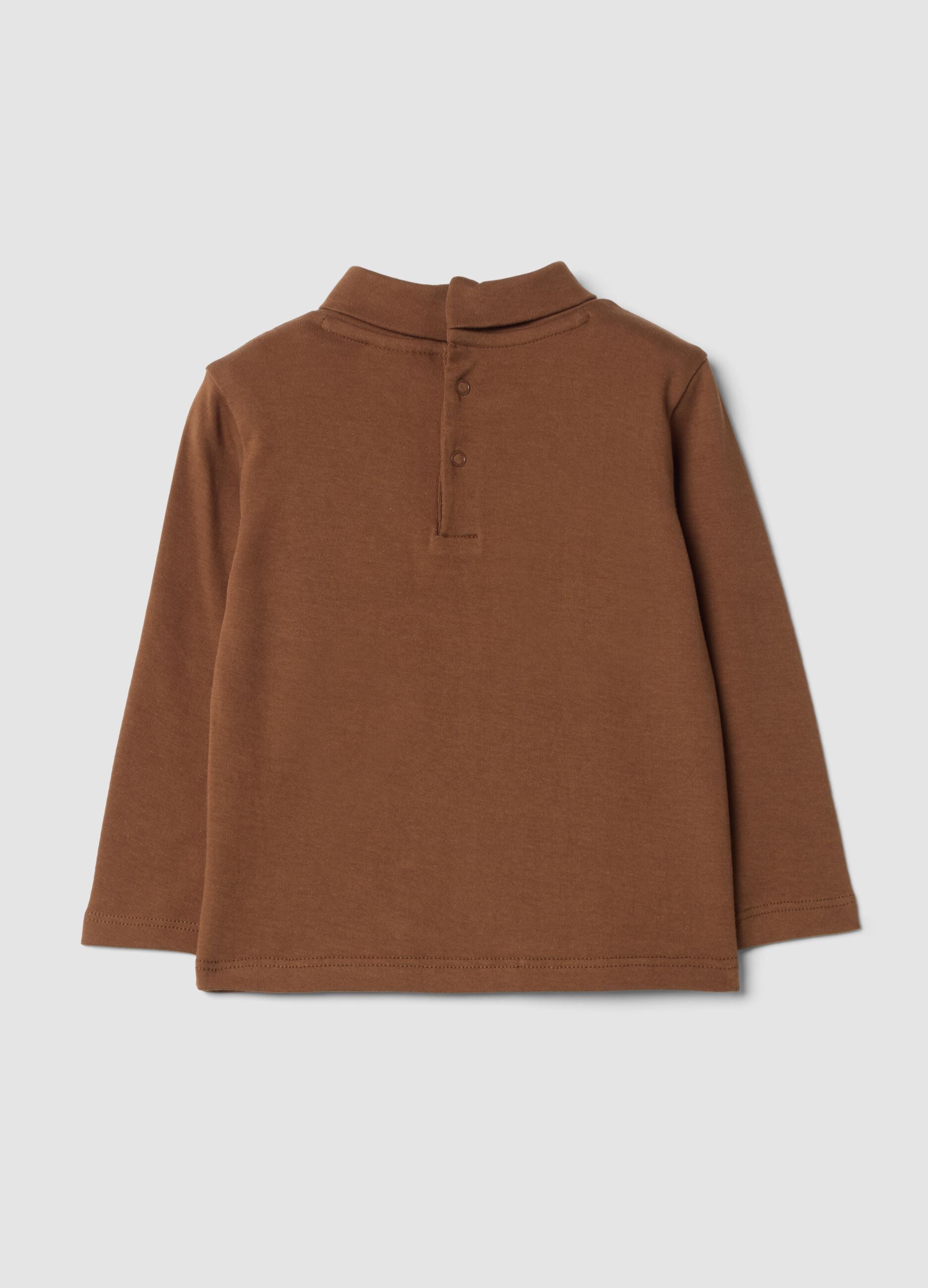 Maglia marrone scuro in puro cotone organico con dolcevita