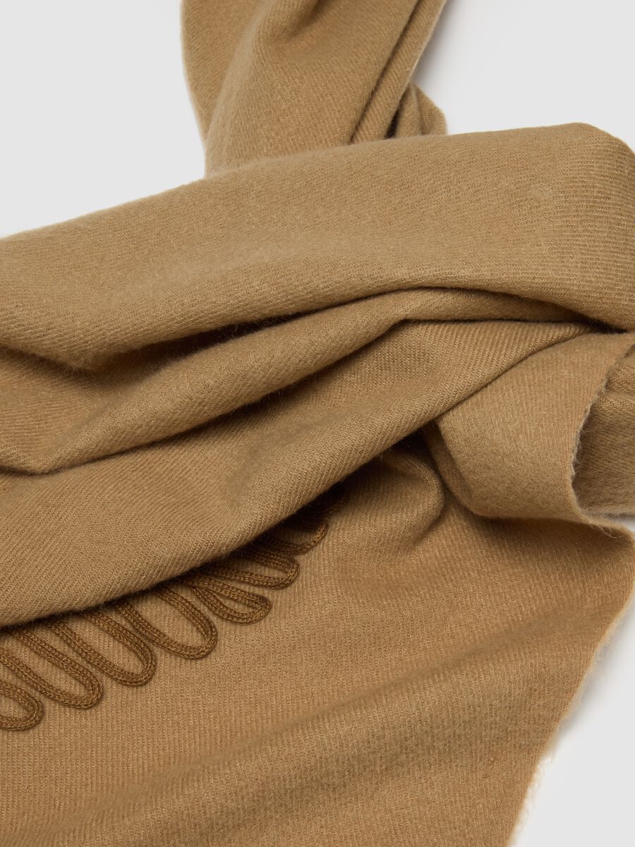 Sciarpa beige con frange_1