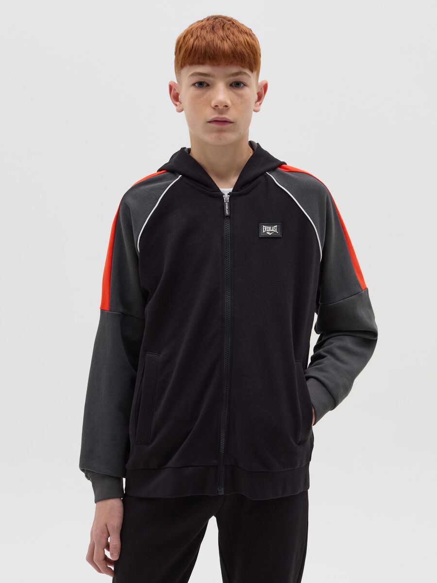 Full-zip con cappuccio e patch logo_0