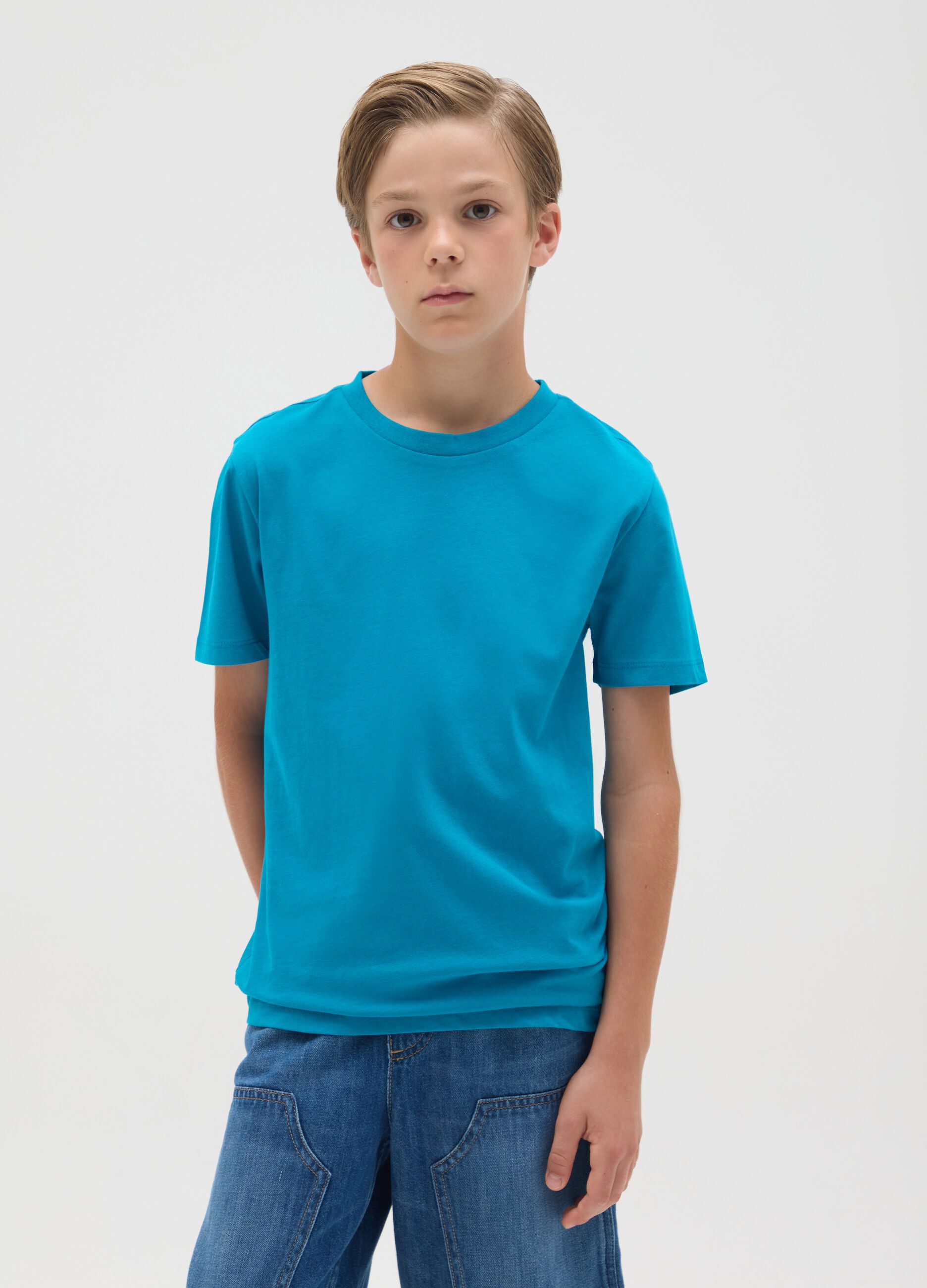 Boys’ light blue slim-fit T-shirt in 100% cotton