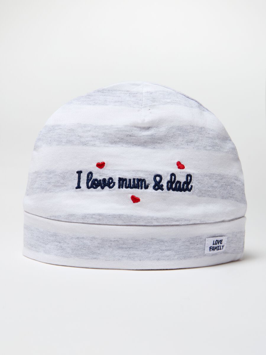 Organic cotton hat with I Love Mum & Dad embroidery_1