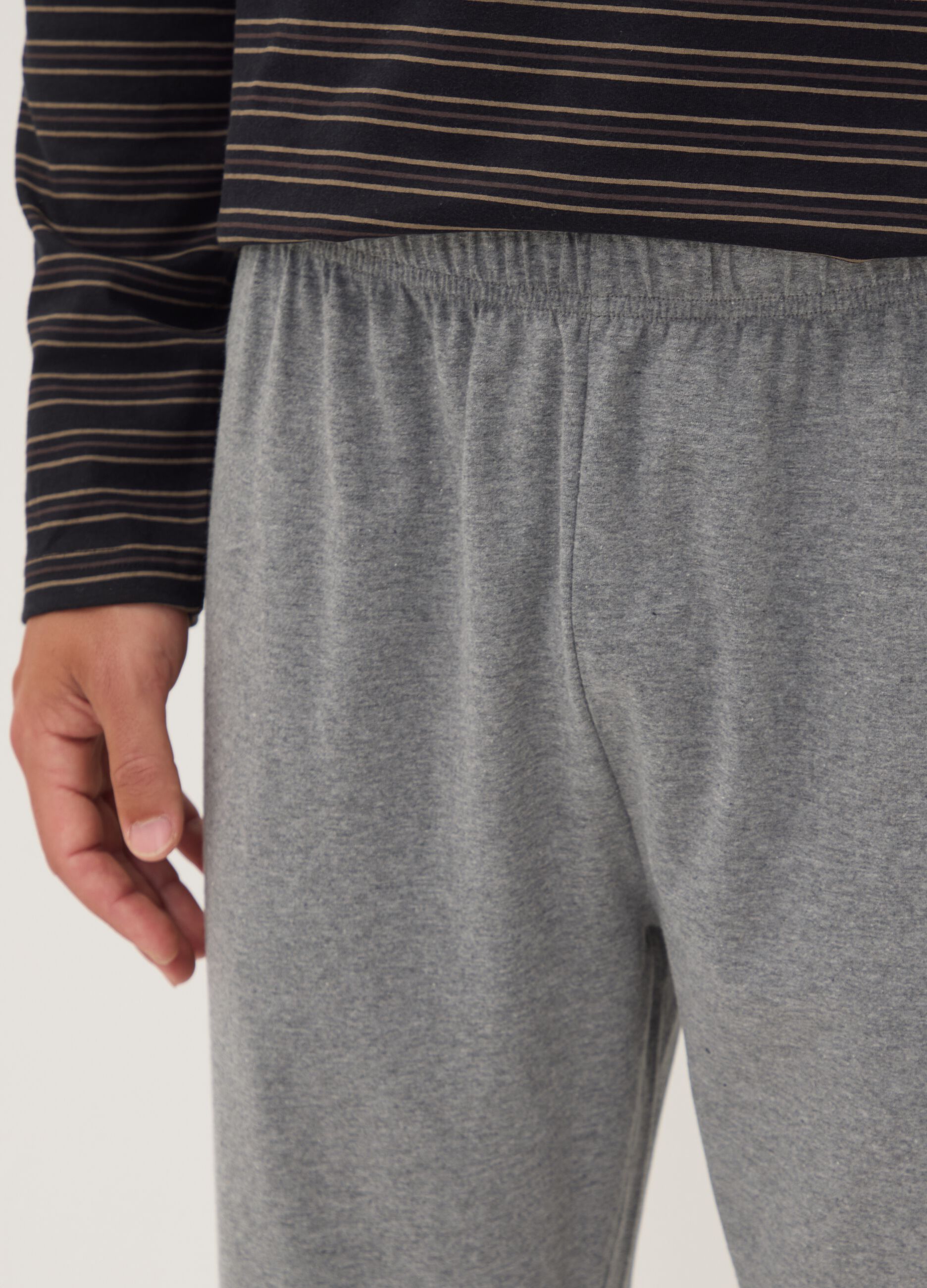 Black and grey striped crew-neck pyjamas in pure organic cotton