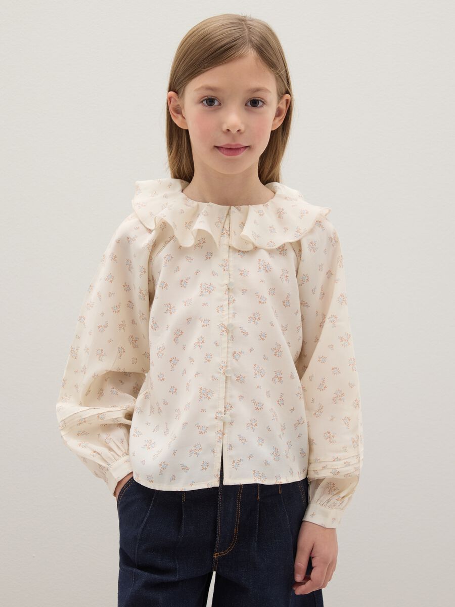 Blusa beige da bambina regular fit con motivo floreale_0