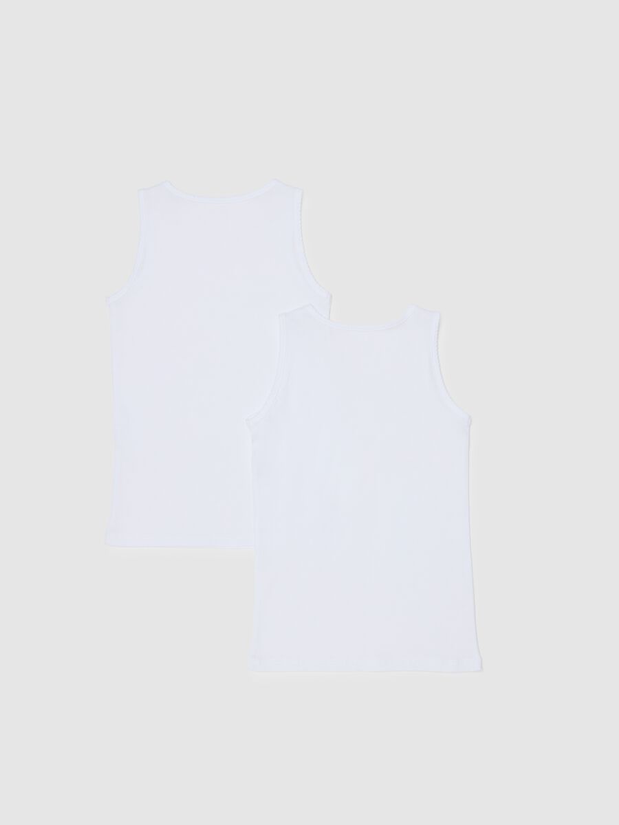 Twin pack of white girls' vests in pure cotton regular fit_1