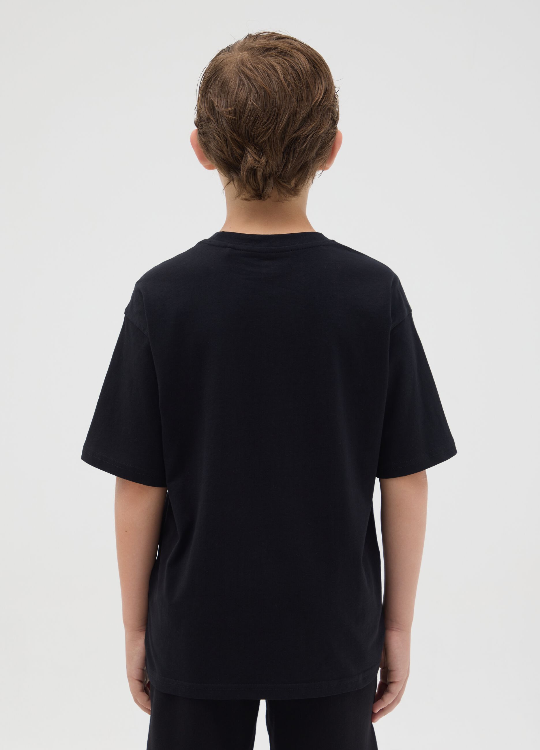 Boys' black pure cotton regular fit t-shirt with print