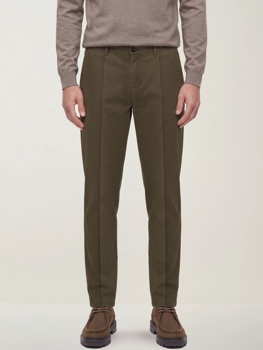 Green slim-fit stretch cotton twill chino trousers_1