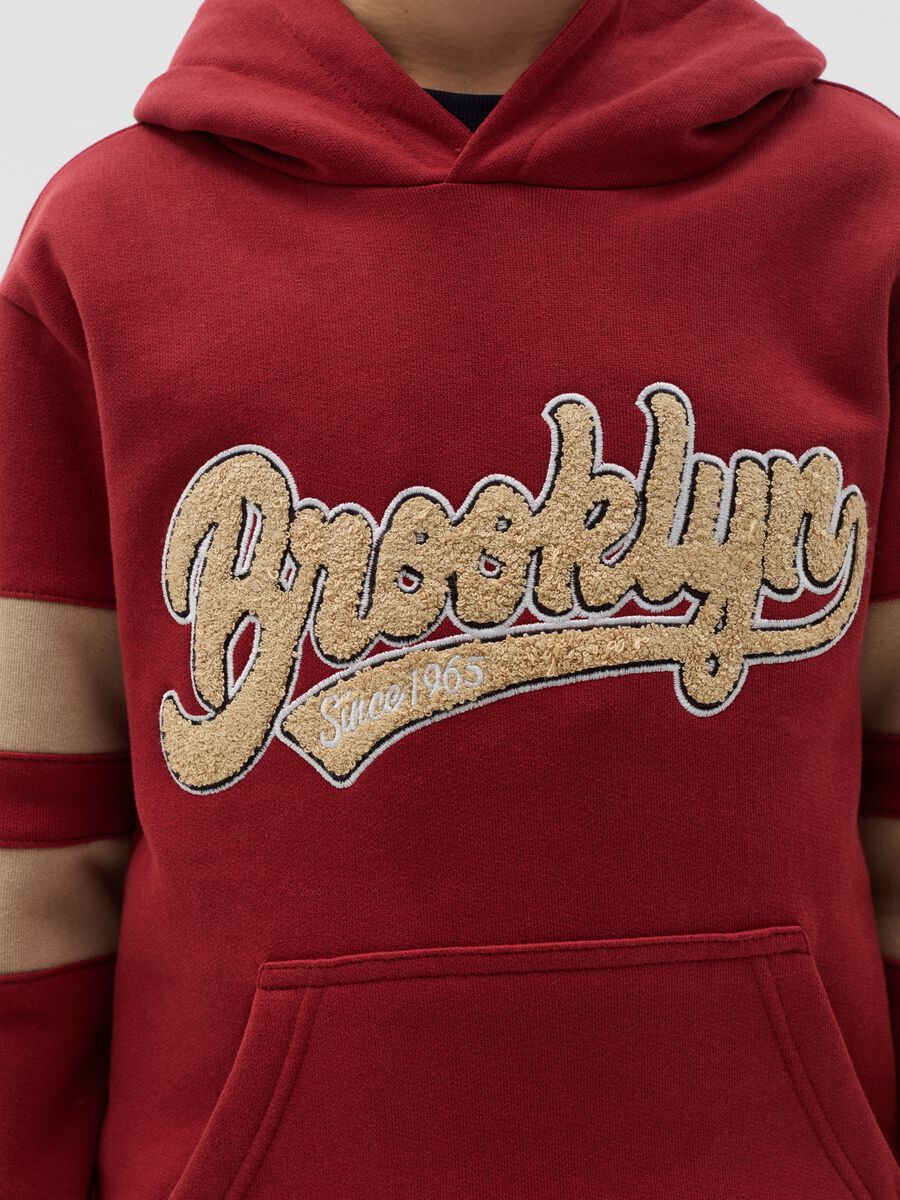Hoodie with "Brooklyng" bouclé patch_1