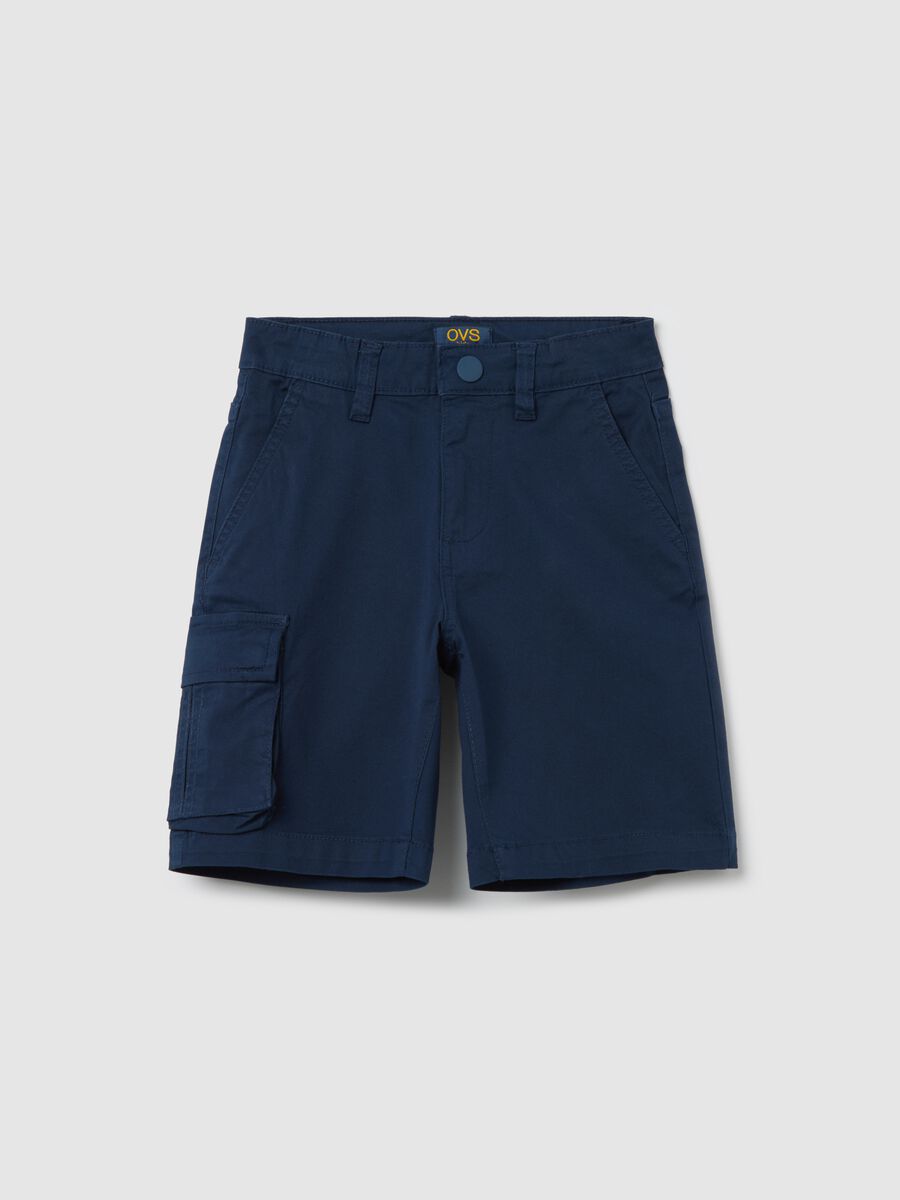 Blue cargo Bermuda shorts in stretch cotton_0