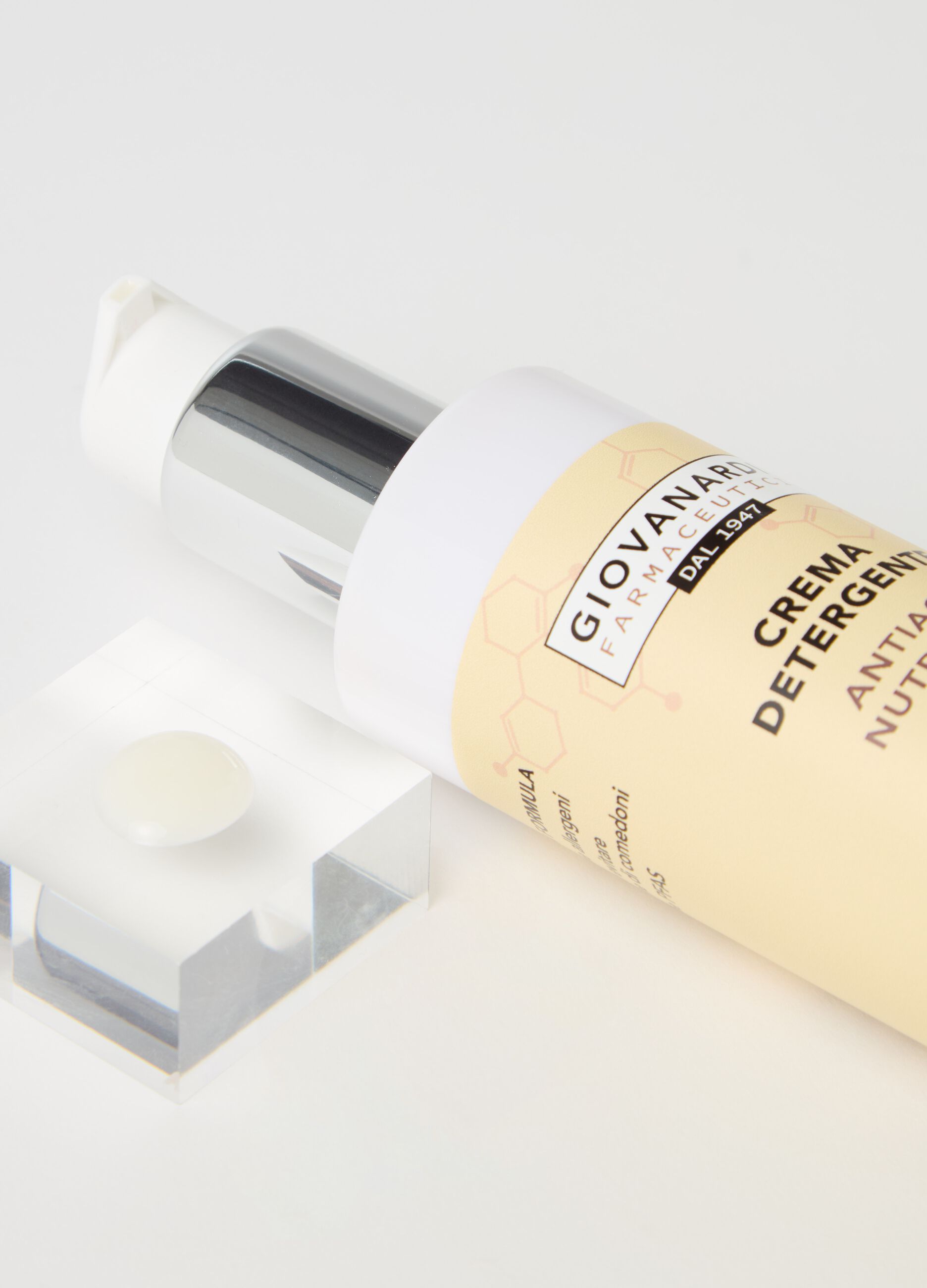 Crema detergente