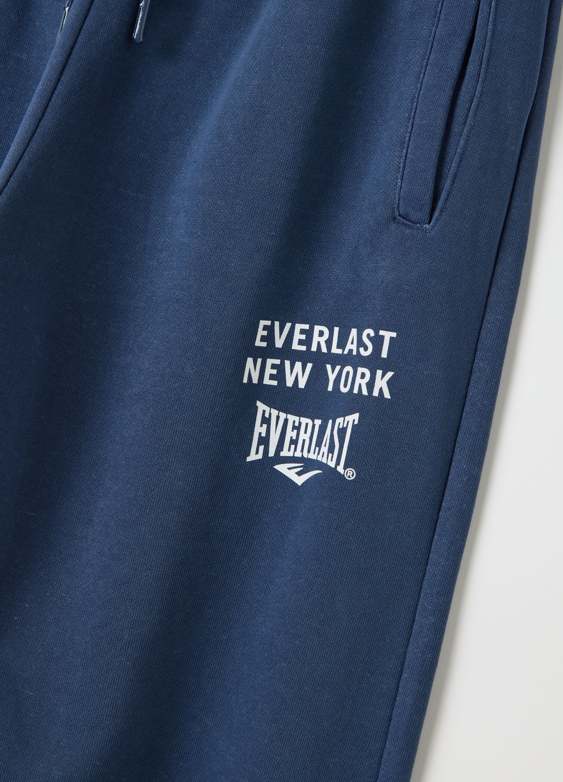 Slim-fit joggers with drawstring and logo print
