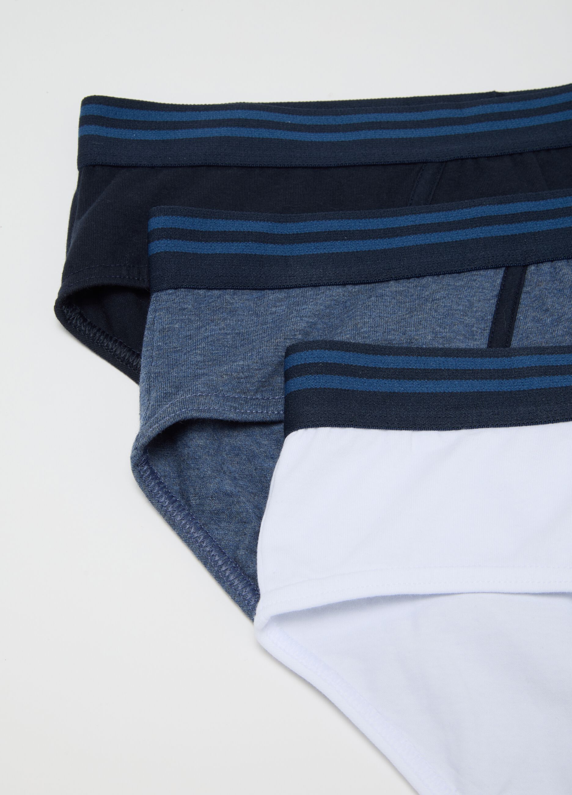 Set of multicolour regular fit elastic cotton briefs