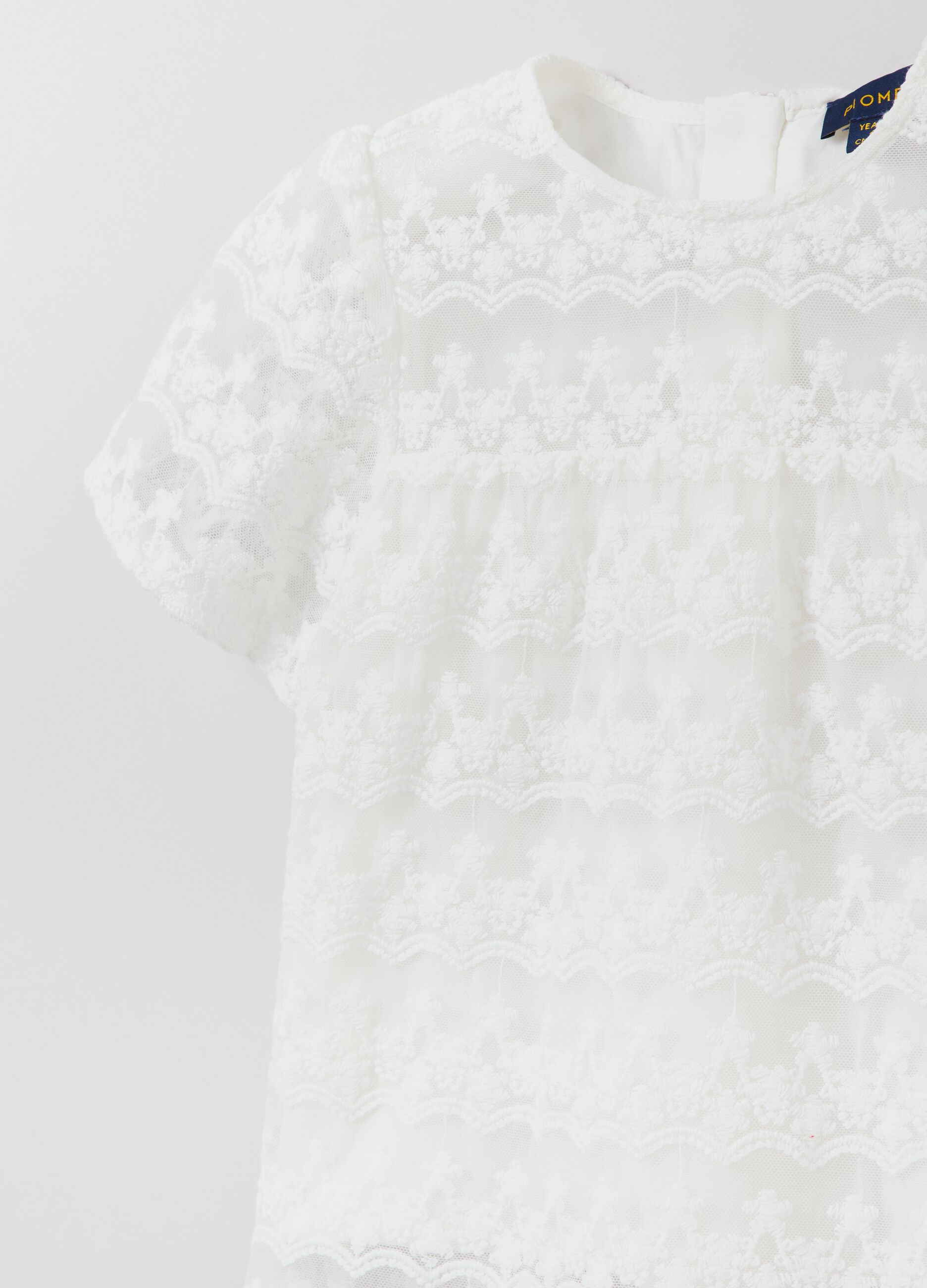 Blusa ricamata a maniche corte_2