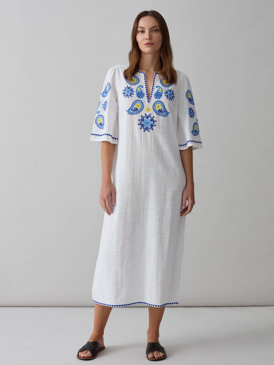 Long beach cover-up kaftan with paisley embroidery_0