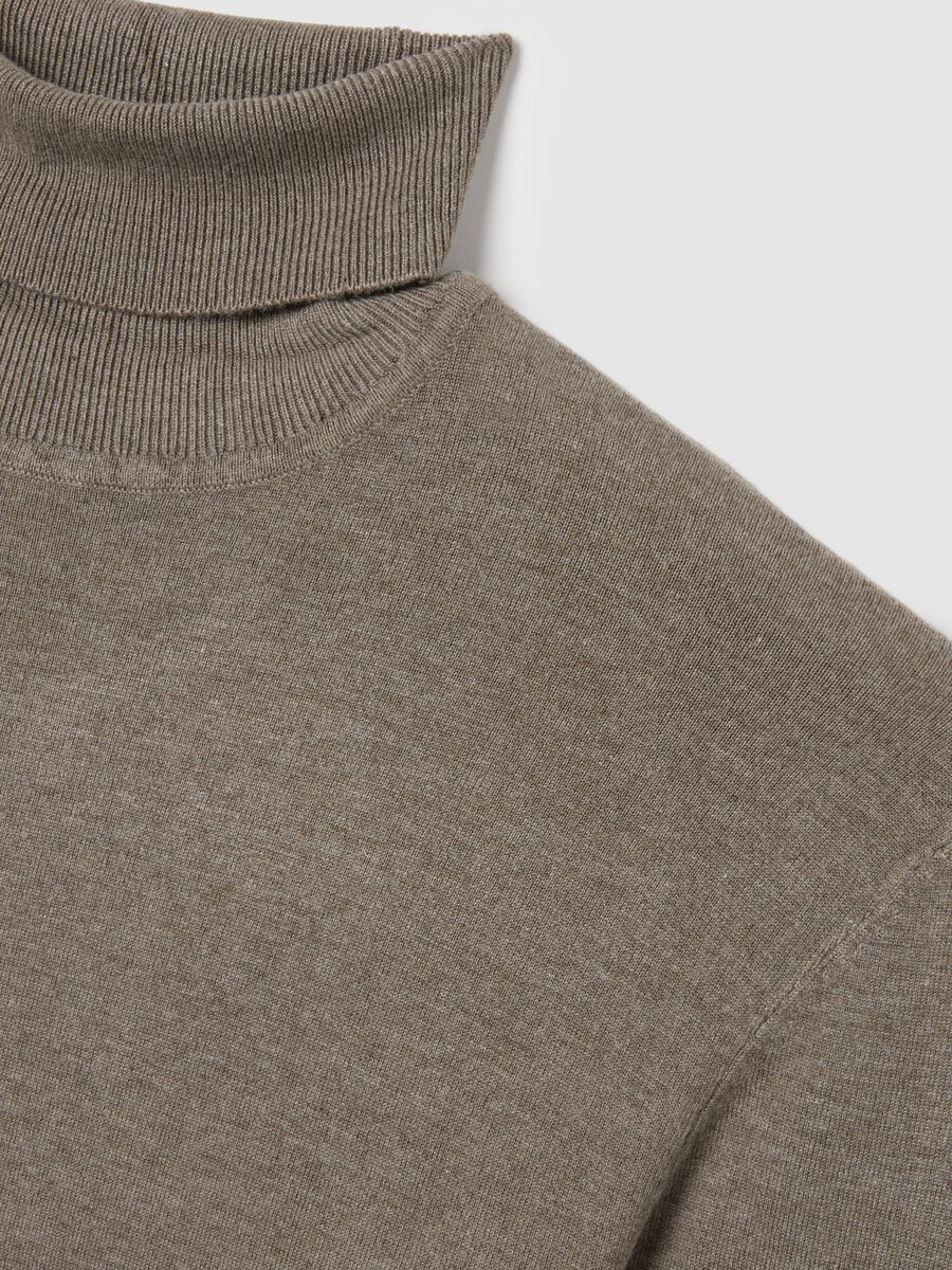 Beige regular fit turtleneck_5
