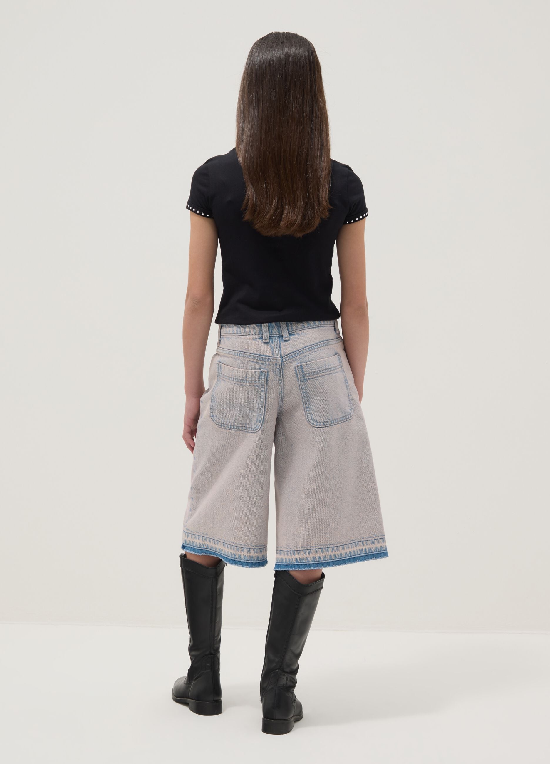 Light blue denim shorts in pure cotton