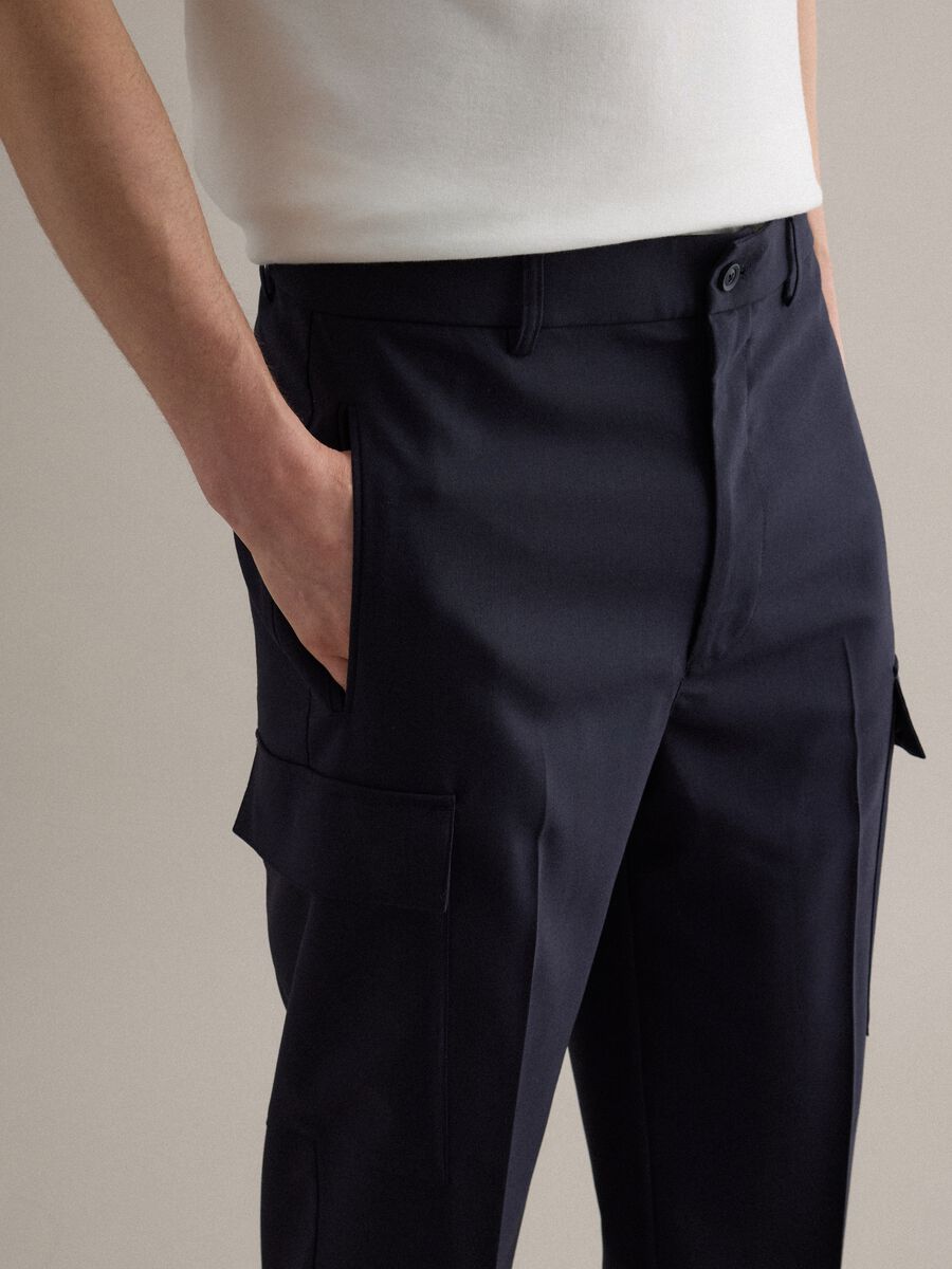 Pantaloni cargo eleganti blu regular fit_4