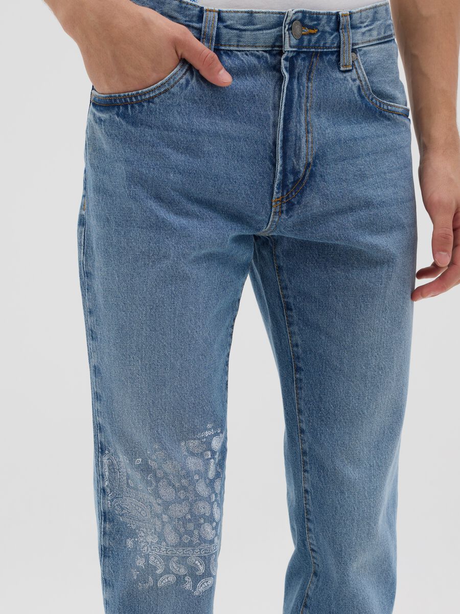 Regular-fit jeans with five pockets_3