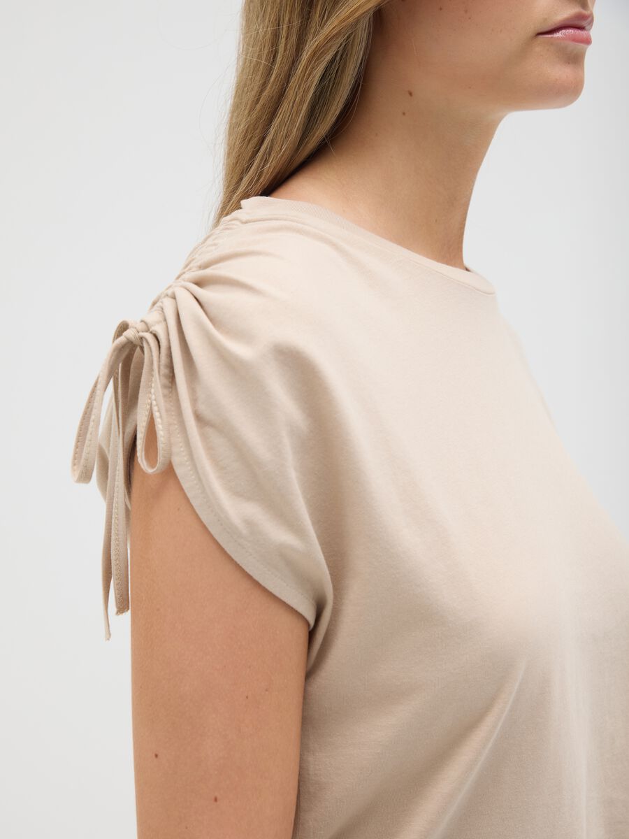 Women's beige pure cotton regular fit T-shirt_2