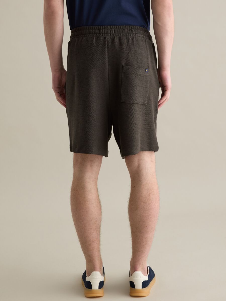 Brown Bermuda shorts in pure Piombo cotton_3