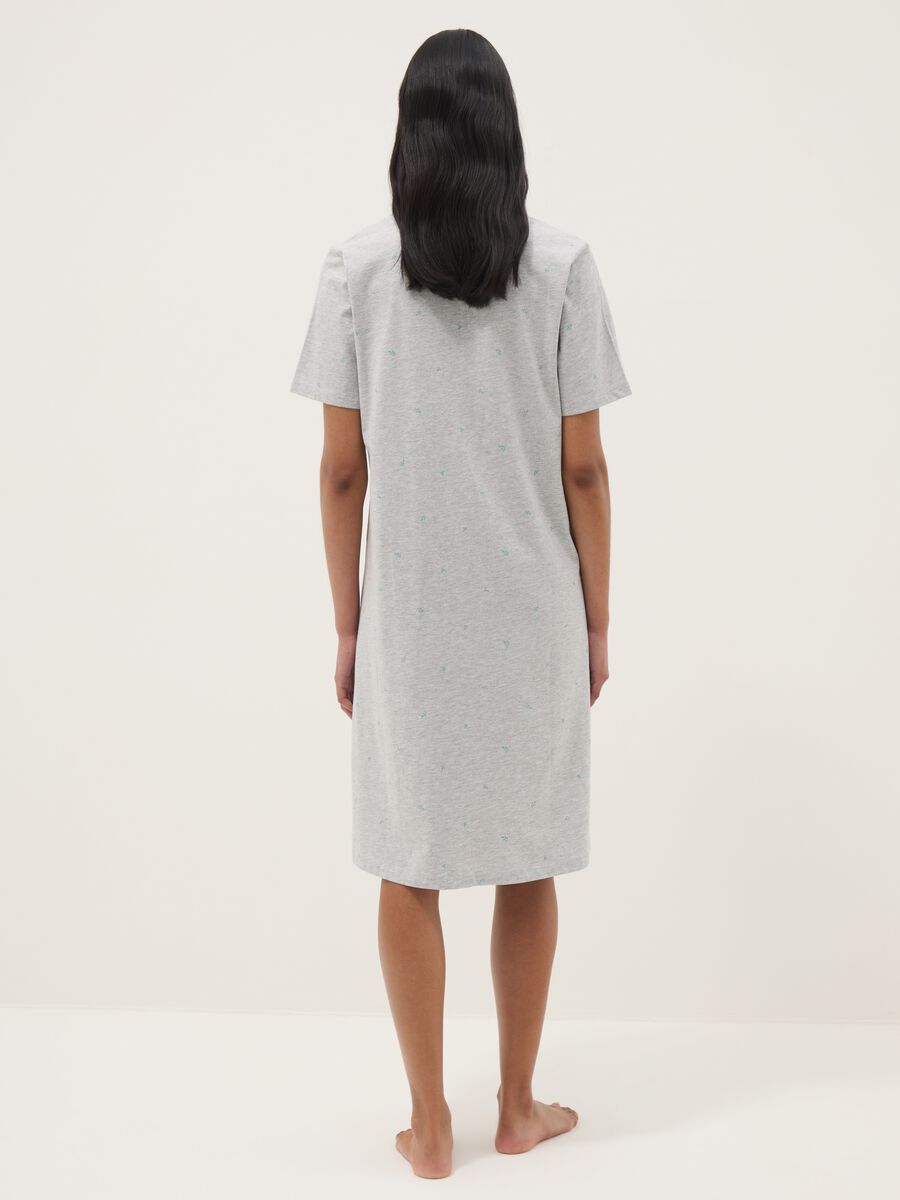 Grey organic cotton blend nightdress with buttons and embroidery_3