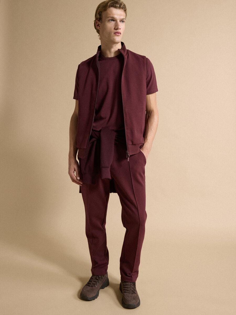 Red regular-fit stretch cotton trousers_0