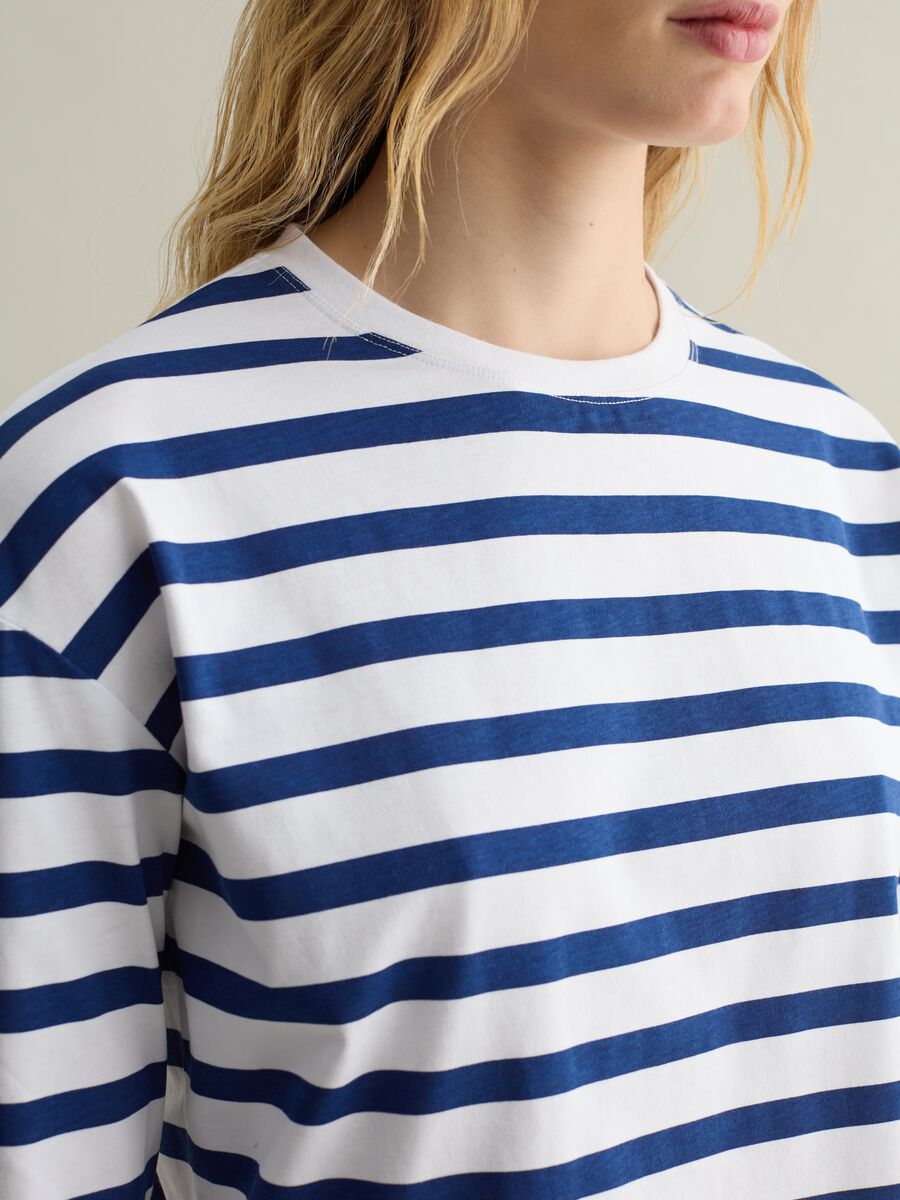 Boxy-fit striped T-shirt_5