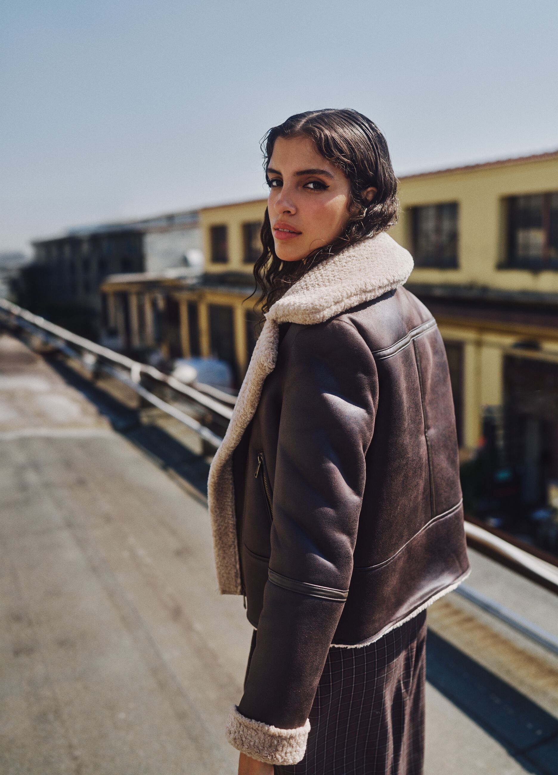 Brown padded regular fit jacket with zip