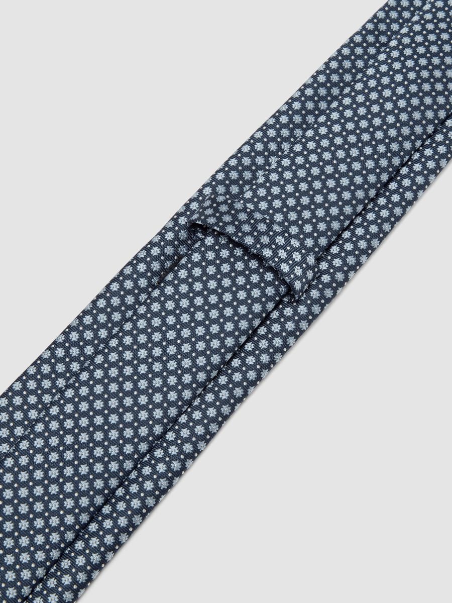 Blue tie with micro-pattern, 7.5 cm blade_1