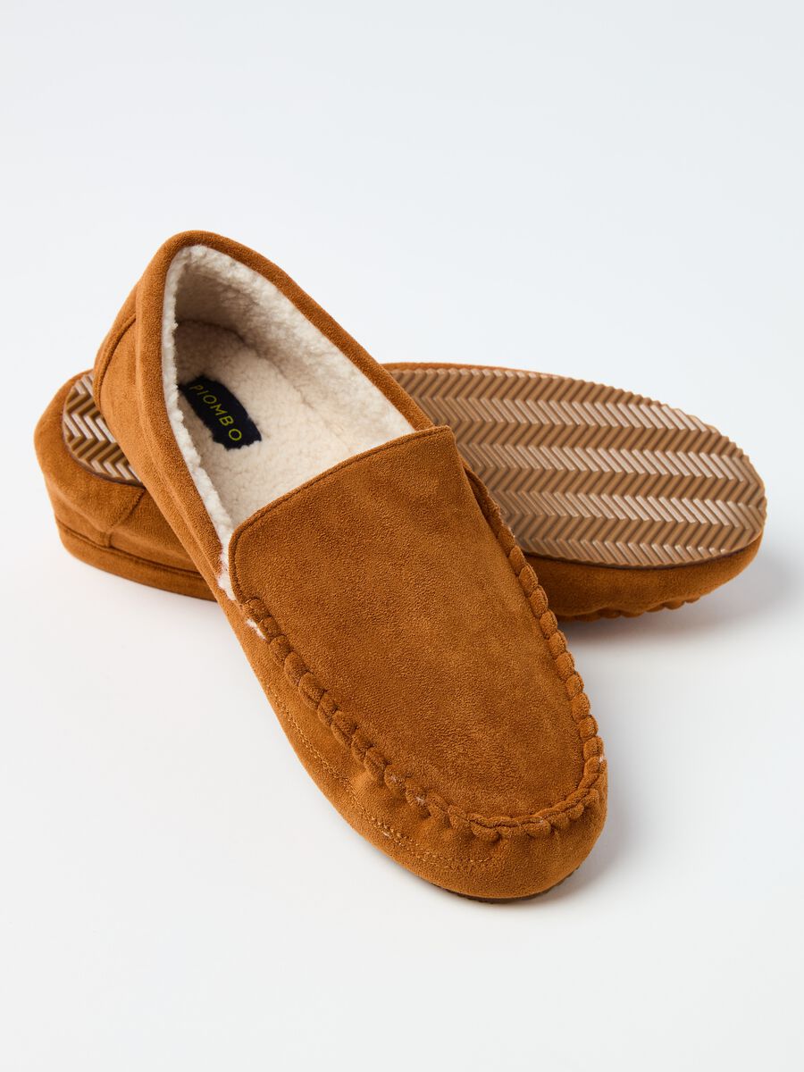 Suede slippers with borg fleece lining_2